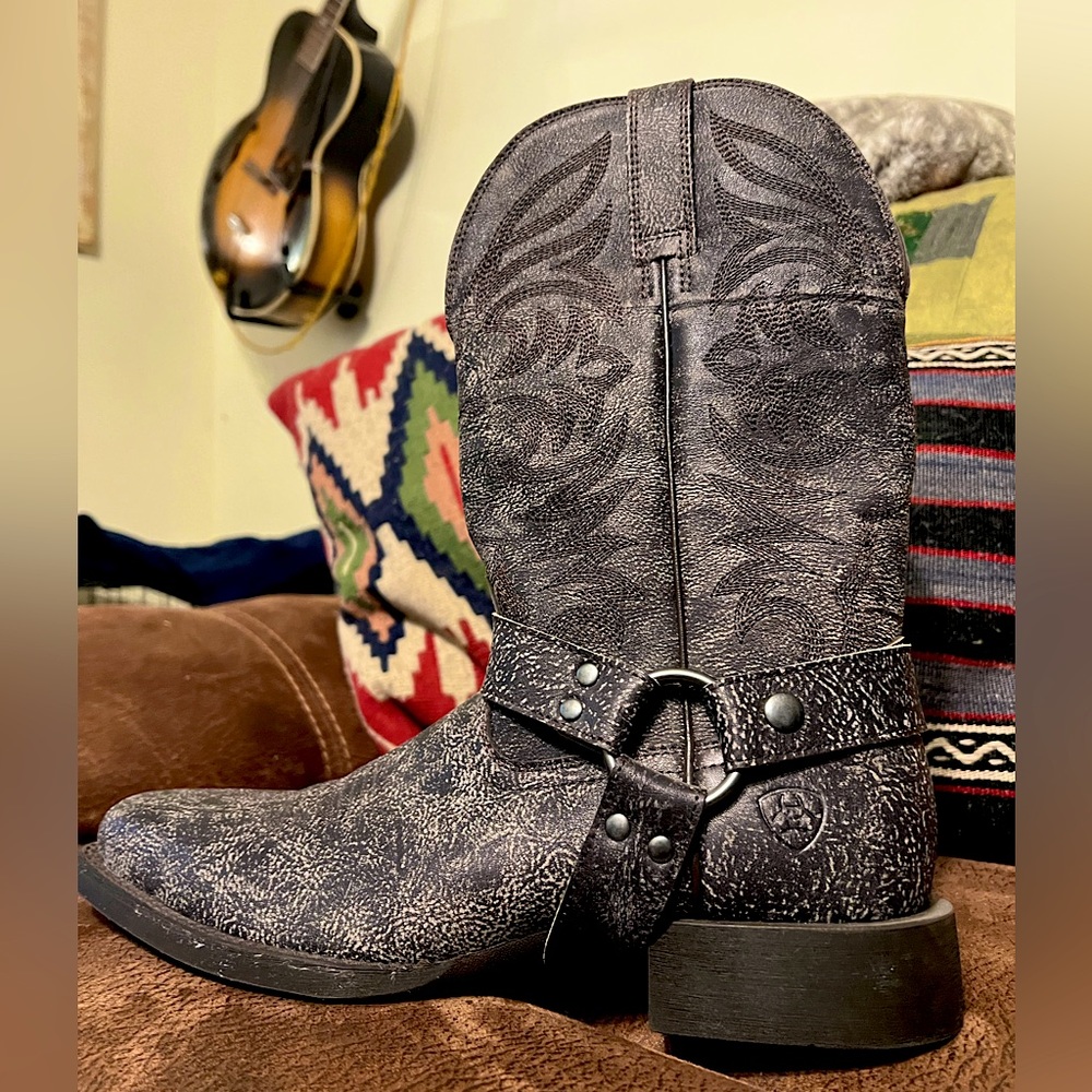 Ariat Patriot Motorcycle Boot mens size 10 D. Brand new
